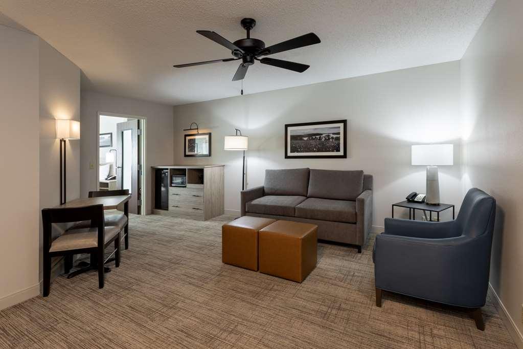 GrandStay Hotel & Suites Cambridge Zimmer foto